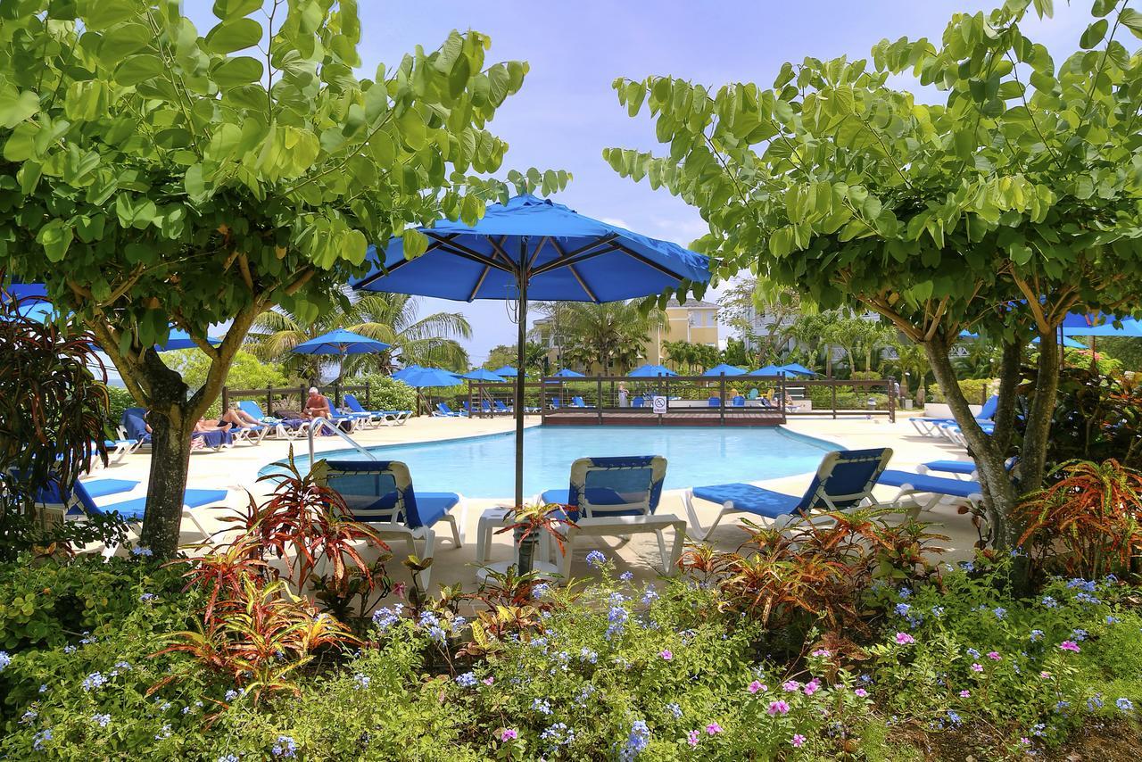 Villas & Suites At Beach View Paynes Bay Exteriér fotografie